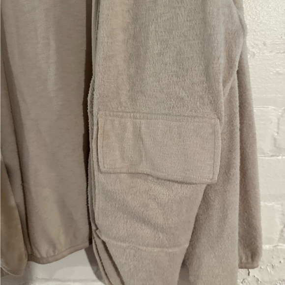 Urban Outfitters Cozy Beige Hooded Cardigan - Picture 2 of 3
